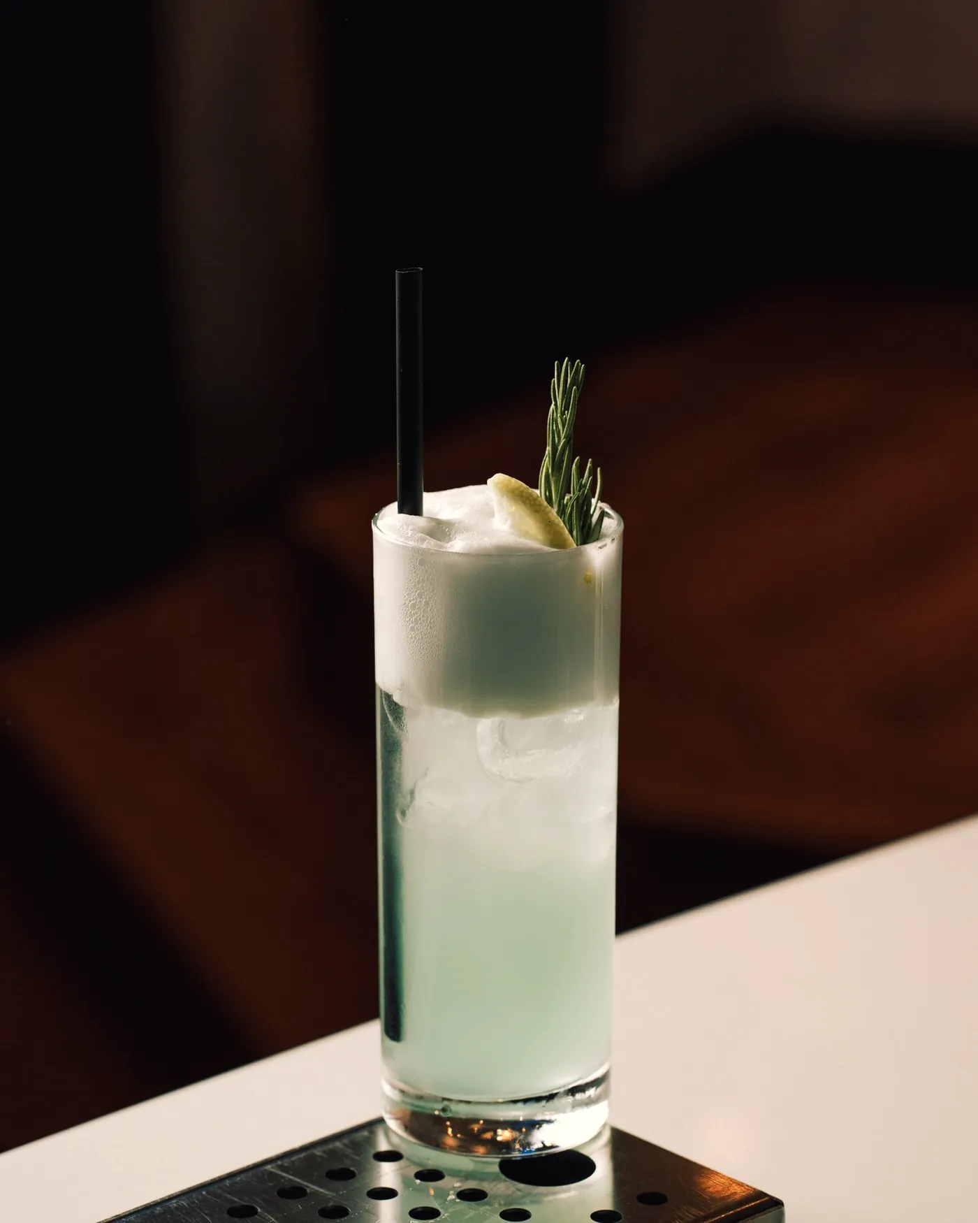 Long drink con rosmarino