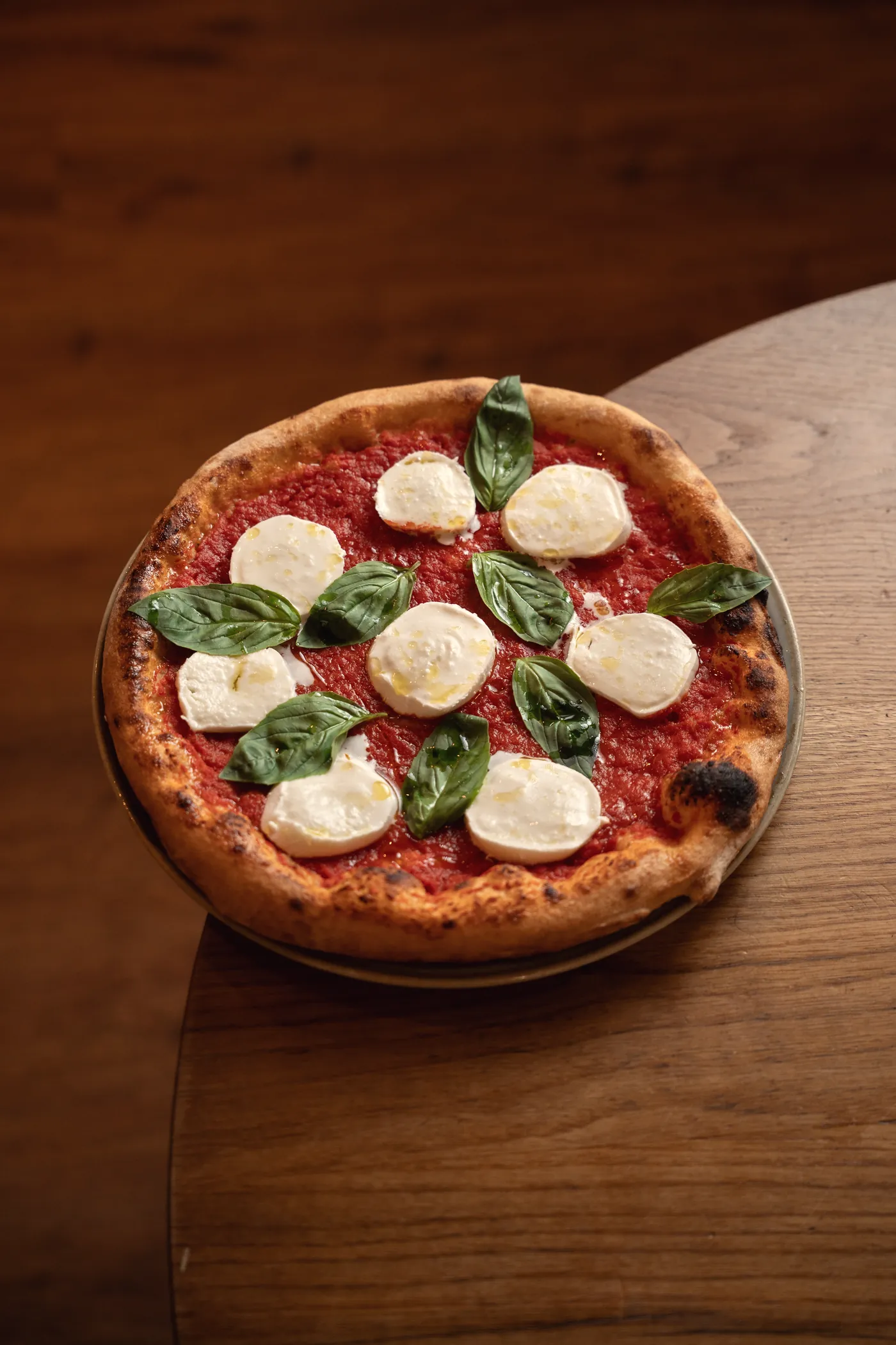 Quella di Mattia, la pizza con pomodoro San Marzano e bufala